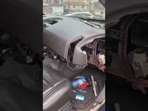 Changing of A/C evaporator in Nissan amdan progress