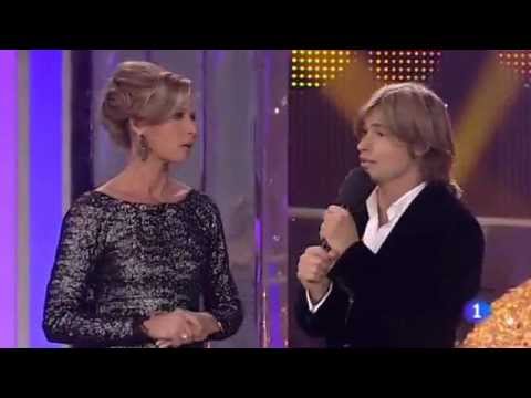 anne igartiburu (31-12-2011) modelito nº9