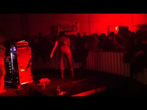 blackboard jungle & sister aicha red stripe reggaebus night