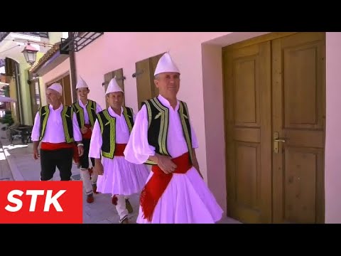 Grupi Polifonik Rromes vlore-Atje tek Lisi ne Brinje