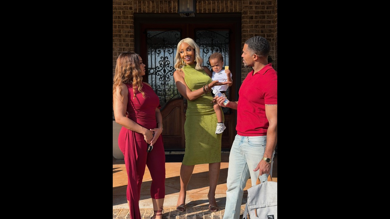 When Amber tells Shayla to get back with Anthony in front of him!