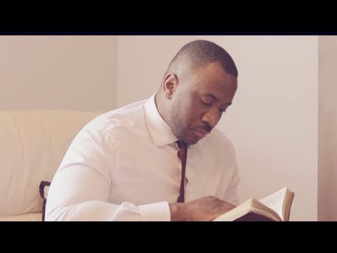 Levi Bushiri-Le Grand Prix (feat Zoe Musafiri)