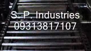 preview picture of video 'Video of Biscuit /Rusk Packing Machine From M/s. S. P. Industries (Faridabad)'