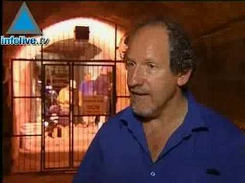 Archaelogists Discover An Old Roman Street - History In Pictures