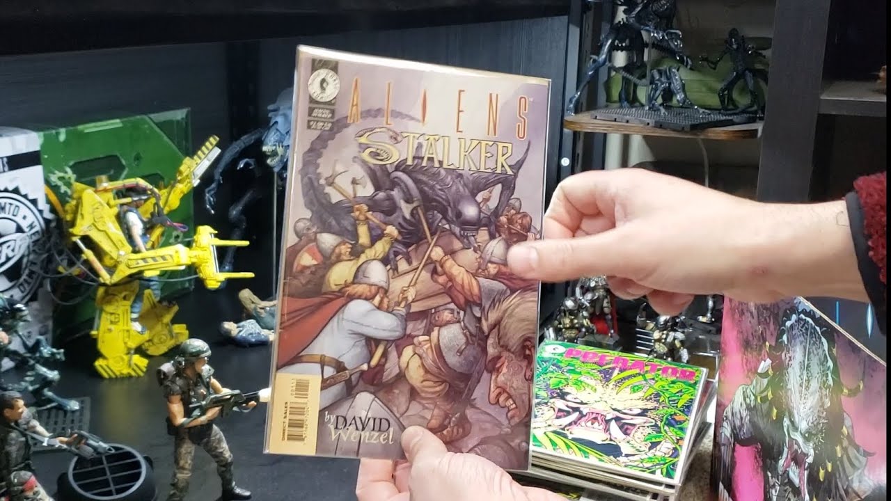 ALIENS Comic Collection Showcase. Single Copies. 