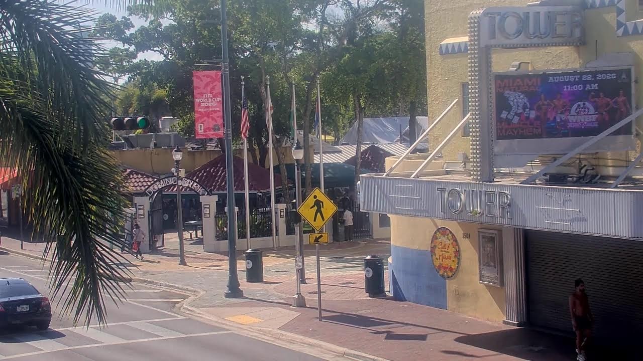 Live webcam view of Calle Ocho, Little Havana
