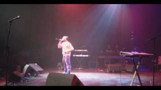 Mumzy Stranger performing Fly With Me at Nihal&#39;s Desi Live Event