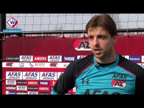 AZ-keeper Tim Krul kijkt uit met duel tegen ADO Den Haag