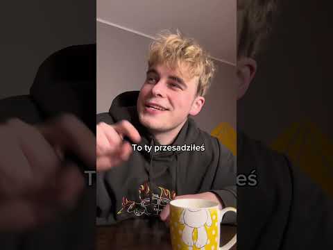 WKURZANIE STARYCH BAB W POCIĄGU #pies #samoyed #smieszne #stefek