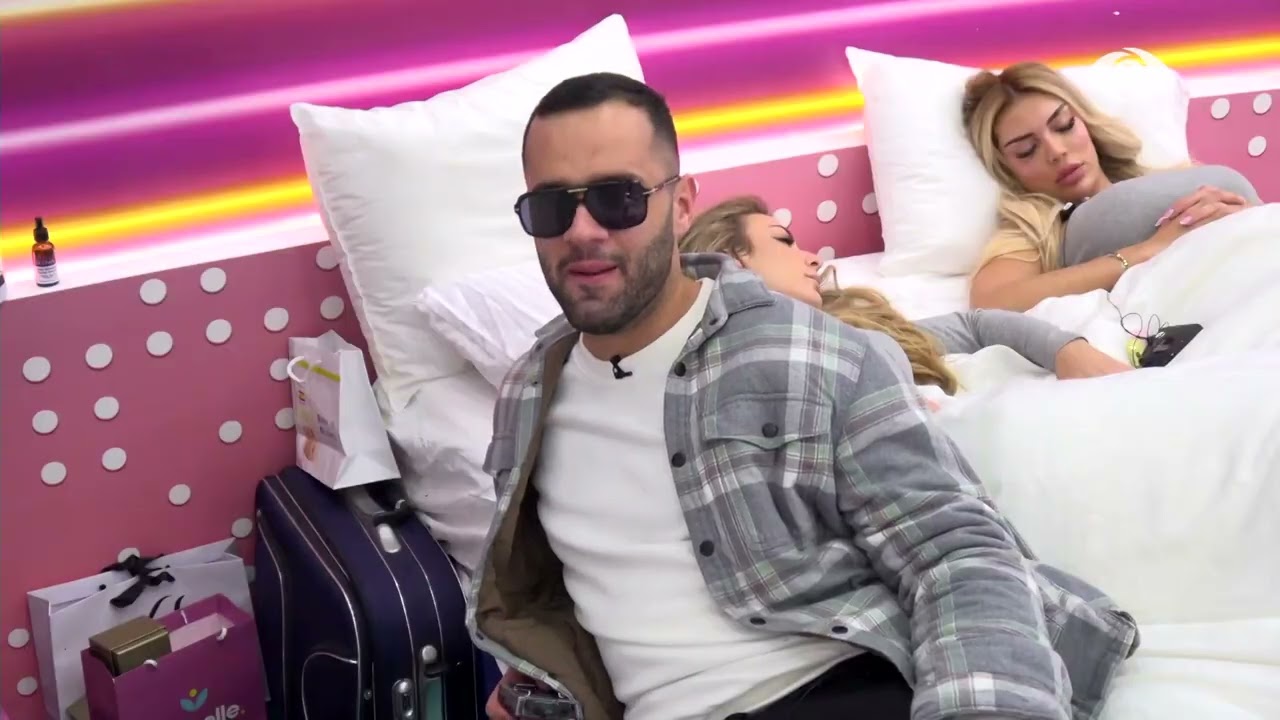 Miri dy pik zero/ Vijon debati Mal-Kristi, banori: Ik, teksa mbulon fytyrën me duar