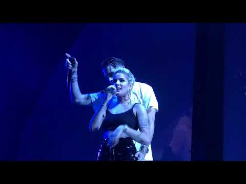 Him & I by G-Eazy Feat. Halsey (Live on 2-22-2018)
