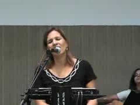 Asas da Adoração - Christie Tristão