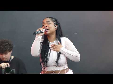 Zoe Wees live - Learn To Love - 25.07.2025 - Karlsruhe - Das Fest