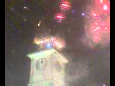 Menyambut detik-detik pergantian tahun 31 Desember 2013