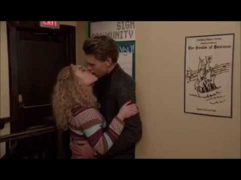 download lagu mp3 mp4 The Carrie Diaries, download lagu The Carrie Diaries gratis, unduh video klip Download The Carrie Diaries Mp3 dan Mp4 Full Gratis
