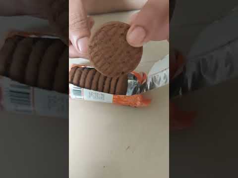 Bournvita Biscuits with Chocco Filled Cookies |10% of daily Calcium and Iron Cadbury Cookies #Shorts