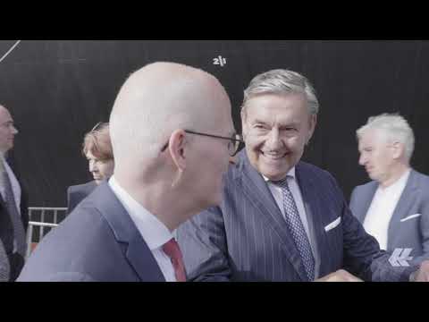 The ceremonial christening of the new "Berlin Express" in Hamburg | Hapag-Lloyd