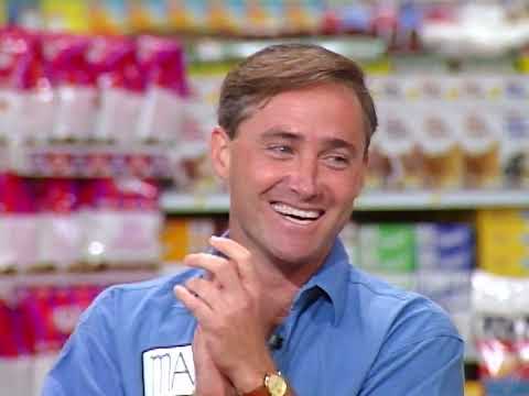 Can You Spot Our Favorite Viral Couple? | Supermarket Sweep