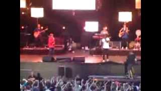 Tim Bendzko ft. Chima, Vergiss es, Berliner Waldbühne, 03/08/2013