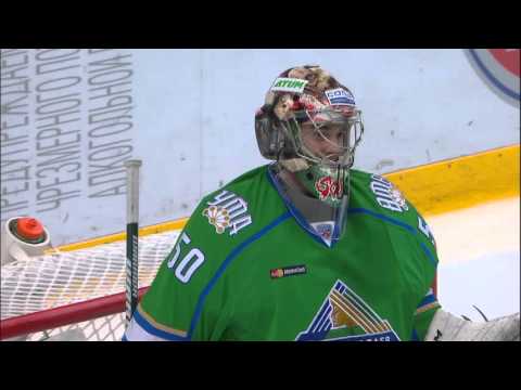 Sokhatsky puts his pad to make a huge save on Ellison