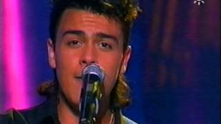 LOS DELINQÜENTES con MIGUE BENÍTEZ - A la luz del lorenzo (Maremagnum Canal Sur TV)