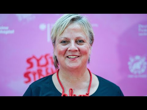 Thalia Theater: Gabriela Maria Schmeide erhält Tilla-Durieux-Schmuck - WELT