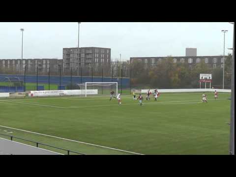 15 nov 2015 UVV 1 - Zwaluwen Utrecht 11 com 4-0 Goede redding Stefan