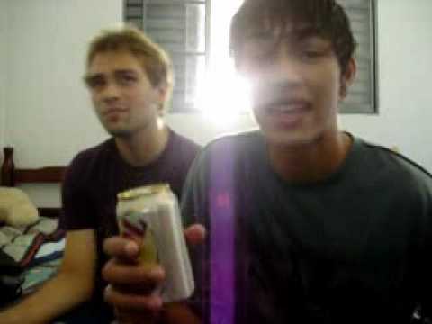 Latinha na mão - Leonardo e Zeca Pagodinho (Lipsynck Luc Constantino e Fee Campos)