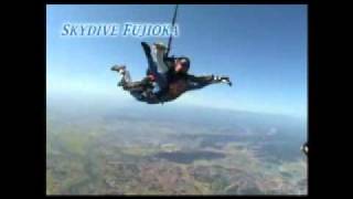 preview picture of video 'tandem_skydiving_movie_sample'