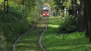 preview picture of video 'Bécsi villamosok Felső-Sziléziában / Ex-Viennese trams in Silesia, Poland'