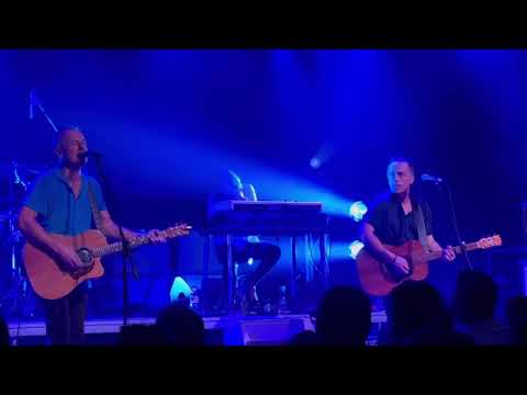 James Reyne & Mark Seymour - Helpless (Neil Young Cover) Southport RSL 2022