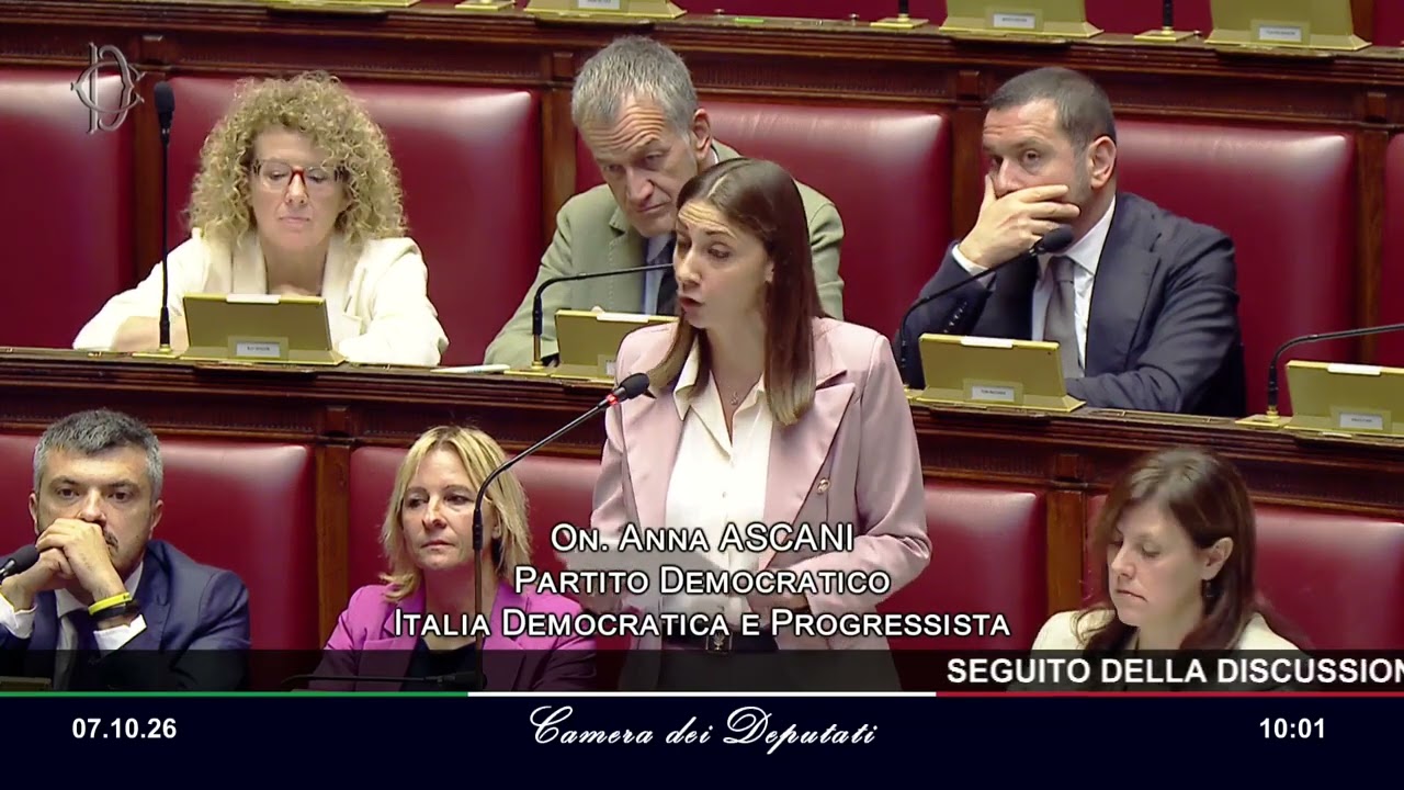 ASCANI: «SFREGIO ALLE DONNE, LA DESTRA HA PAURA DEL VOTO: CUCITO UN VESTITO PER SALVARE LA POLTRONA»