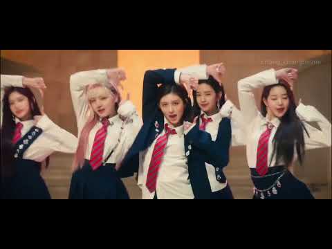 Love Dive is in normal speed when Gaeul is singing