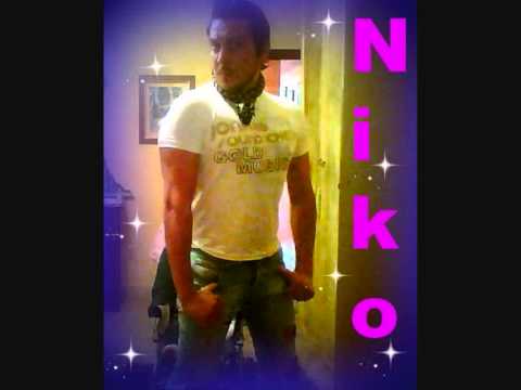 gianni vezzosi LAURA E MAURIZIA ....    canta  /niko sammarco