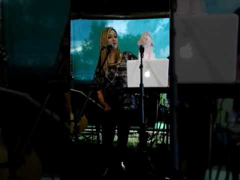 Yodel duet ventriloquist