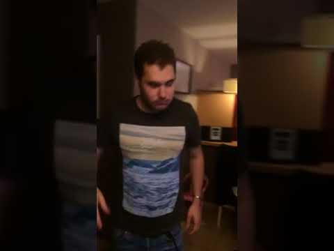 Toxxi qui gerbe après un piment