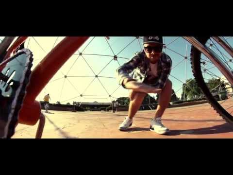 Mistacabo - Nuovo Chavez (prod. Aleaka) + Info mixtape