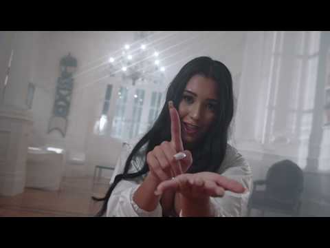 download lagu mp3 mp4 Leticia Castro, download lagu Leticia Castro gratis, unduh video klip Leticia Castro