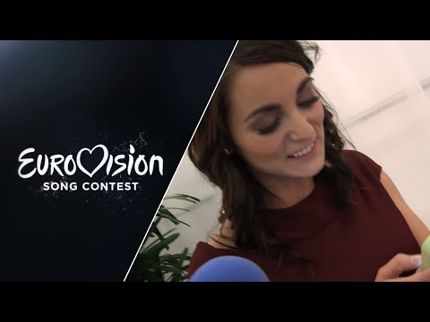 Did the qualifiers check their mobile phone messages?