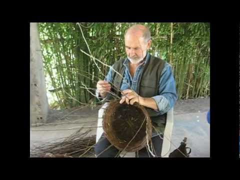 Sardegna, antichi mestieri. L'arte del cestinaio.