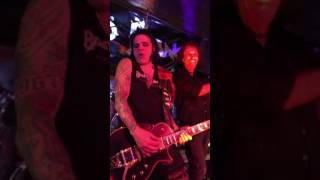 School's Out - Beasto Blanco with Alice Cooper