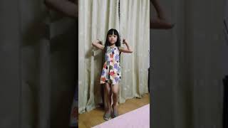 Download lagu Dance practice MOMOLAND (I am so hot) mp3