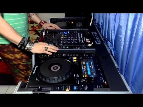 Soulful House HD Mix #03 - August 2015 (Tracklist in the description)