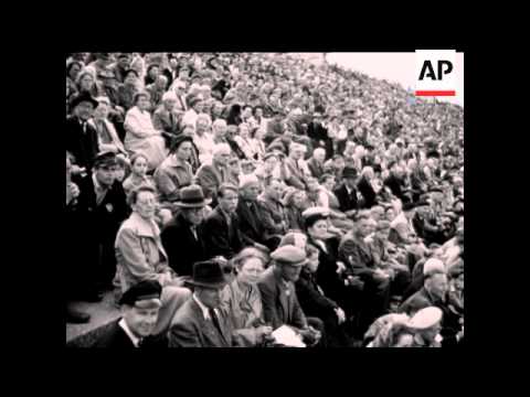 QUEENS BIRTHDAY PARADE - SOUND