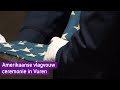 Amerikaanse ceremonie in Fort Vuren: oude vlag WO2-soldaat op officiële wijze gevouwen