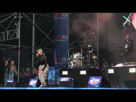 Hanna Ferm & Liamoo, Rix FM festival, Göteborg 2019