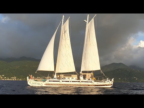 Ep. 399 A beautiful Wharram Pahi 53 and "Savage Waters"