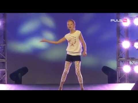 Kiddy Contest 2012: Saskia Bisanz - "Der Dreckfleck" (Original Audition)