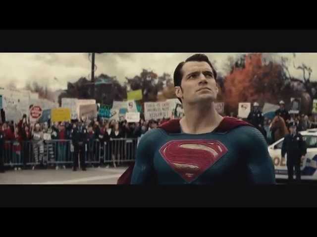 Vídeo relacionado con Braga de cuello diseño Batman V Superman (DC Comics & Warner Bros) forro interior rojo