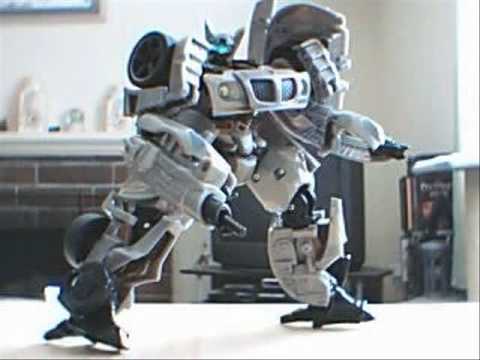 Video Review of Jazz, Transformers deluxe class; 2 of 3